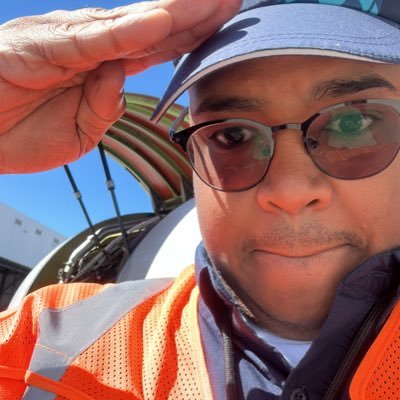 obiMACSkenobi_'s profile picture. Musician, Aircraft Maintenance Technician 🔧 Aviation is life 🚁