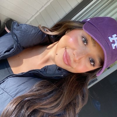 zoiviloria's profile picture. Caribbean baby in the country 🤠