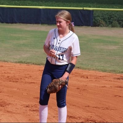 2027•|P/1b/UT|• Leesburg Boom•Southwest Georgia Academy Varsity softball• |#17|• ✝️🥎 Aagiles09@icloud.com