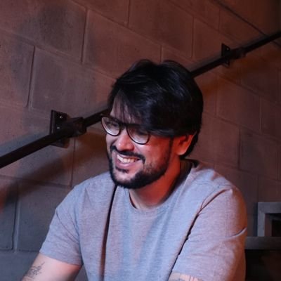 🏆Indicado Jabuti (2018/2023) e Oceanos (2023)
👩🎓PhD Escrita Criativa
📚 Preparação de textos
🗞Colunista CBN e A União
👨🏫 Prof. Dr. Uniesp