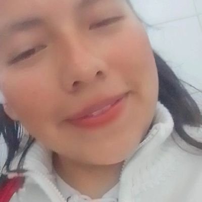 Divertida 
Empatica 
ig: wendy_j_flores
Futura Contadora pública
