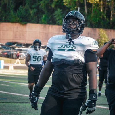 6’3🇨🇲| OL Commit @ LIU🦈| bradleykamga@gmail.com