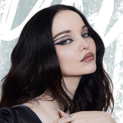 Your #1 source of charts about the singer, songwriter and actress Dove Cameron. | Fan Account