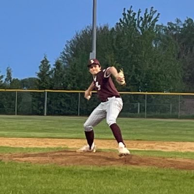 6’3 195lb/ RHP, 1B, 3B/ @RBCHSBaseball ‘26/ @hittersbaseba11