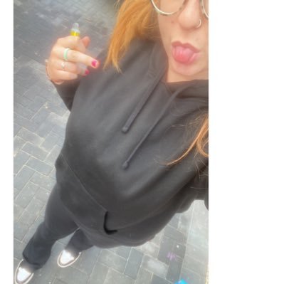 stxllill's profile picture. to die by your side, is such a heavenly way to die