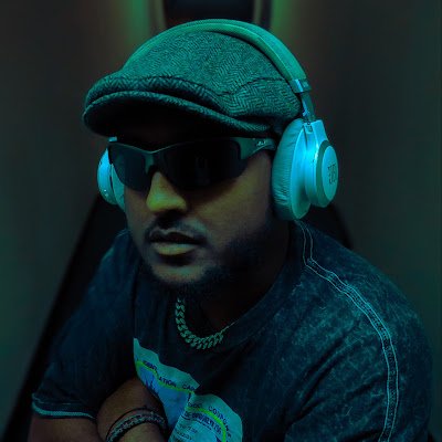 LUKABURNAOPS's profile picture. 