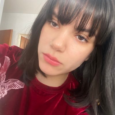 bitxmytongux's profile picture. que se pone acá?