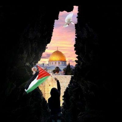 إنني أؤمن بحقي في الحرية، وحق بلادي في الحياة، وهذا الايمان أقوى من كل سلاح.
#عمر_المختار
Lipya Tripoli 💜