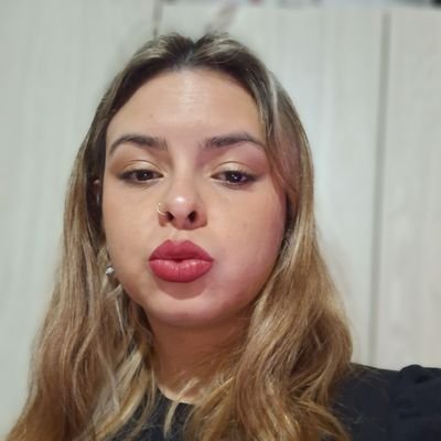 seeeleeena__'s profile picture. Las cosas son así, y así siempre seran, y aunque vos me jodas nunca cambiará