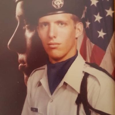 USAF Veteran in ECM & AWACS. Supports 🇺🇦, likes: 🇨🇦, 🏒 💧 🏊‍♂️ camping, fishing, living in Reno/Tahoe