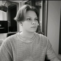 やん (@yan_xxz) 's Twitter Profile