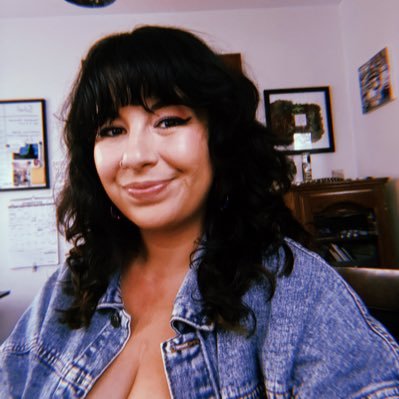 cupofjoanna's profile picture. weirdo