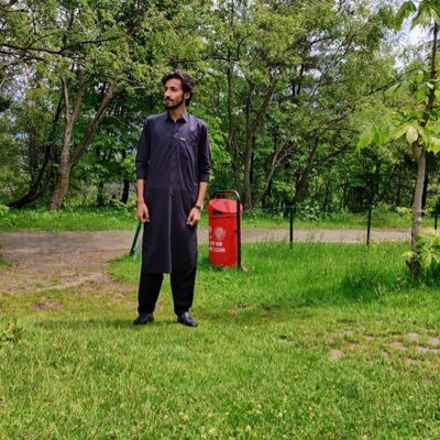 Computer science student ,Web Developer,Crypto trader(newbie)