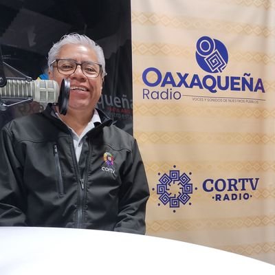 Locutor Operador en Oaxaqueña Radio.

Conductor de stirtt radio.