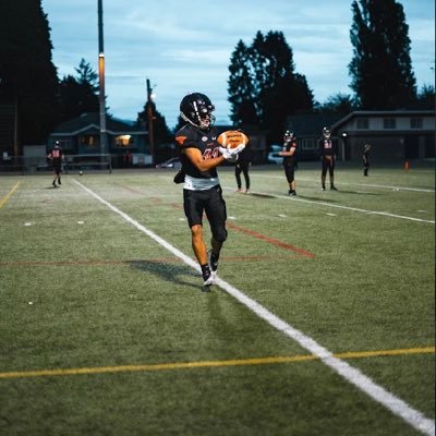 Hyack football/New westminster secondary player rb/db 150lbs grad 2025