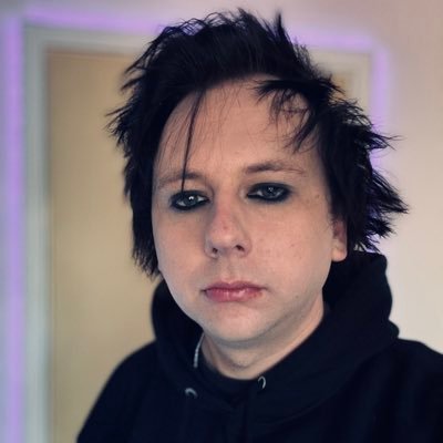 MikeyYouEmo Profile Picture