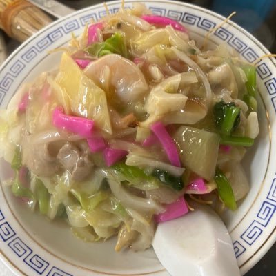 三鷹駅南口UFJ銀行裏にあるグラバー亭の公式アカウントです。 長崎仕入れ麺とかまぼこ使用のちゃんぽん、皿うどん、町中華メニューを提供。創業50年。日曜日定休 祝日土曜日昼営業のみ。【営業時間】11:30〜14:30、18:00〜21:00 #グラバー亭 #三鷹 #ちゃんぽん #皿うどん #らるーんちゃんねる