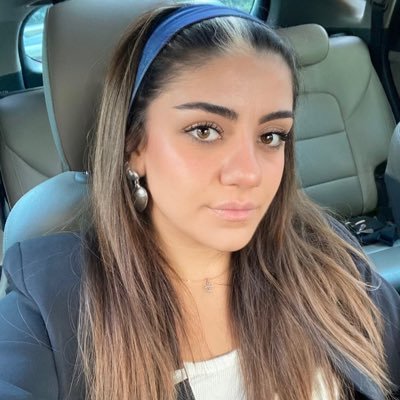 damlaakcygt's profile picture. şey