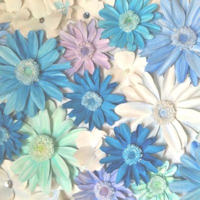 marika_dnc_'s profile picture. ❉色鉛筆で食べ物や動物のイラストを描いています ❉Tシャツ トリニティ様、SUZURI様、オリラボマーケット様でオリジナルグッズを作成し販売を行っています❉minne様、Creema様、メルカリ様では色鉛筆画の原画販売も❉すべて下記のURLからご覧いただけます･ᴗ･北海道 道東在住 1児の母