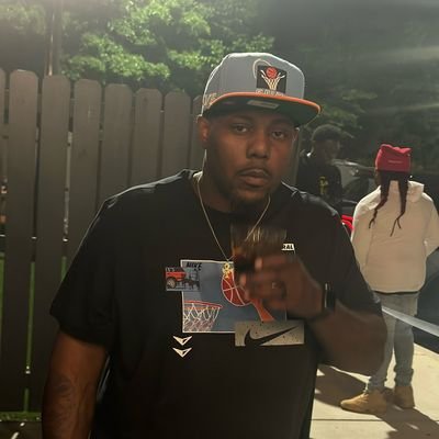 monberry86's profile picture. a cool ass Carolina boy 🤷🏾‍♂️🤷🏾‍♂️