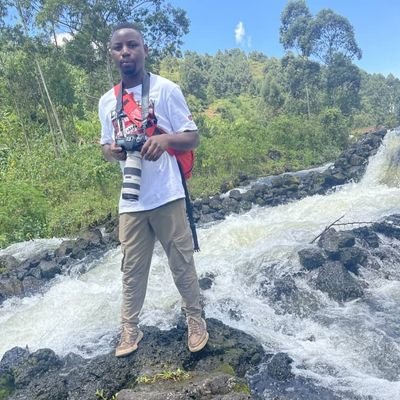 Atourguide,,hiker,nature lover 
 traveller 
🇺🇬🇺🇬🇺🇬♥️♥️♥️🇷🇼🇷🇼🇷🇼