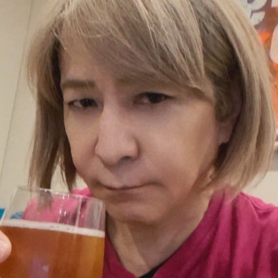 これはファンに感謝するためのプライベートで個人的なアカウントです。皆さんを本当に愛しています
