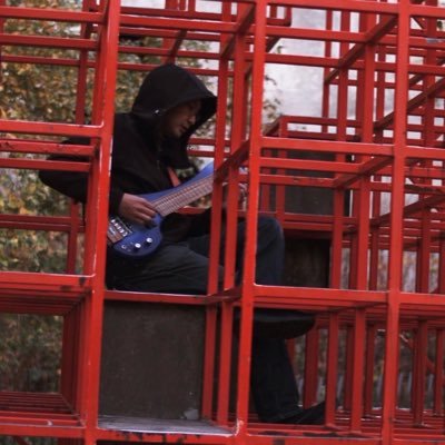 j_o_h_e's profile picture. 