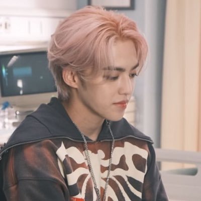 ‘92 liner • armycaratiny • OT7/OT13/OT8 • svt 95s | woosan+hongjoong • cheol lover • joon if you see this DM me • no minors please!🔞