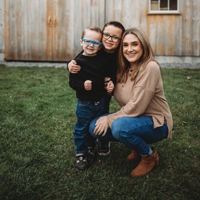 kljg927's profile picture. 🌲Maine 💍Wife 👦🏻👦🏼Boy Mom X2 💙GDJ 💙DJJ 🎓BSCJ 🎓MSCJA