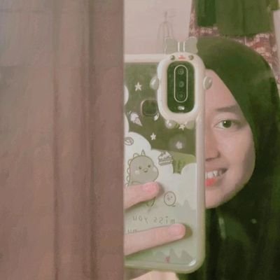 IndriAu44255895's profile picture. 