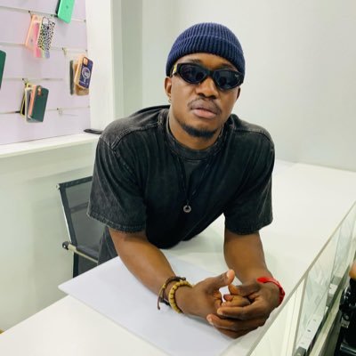 TemboThand89318's profile picture. 