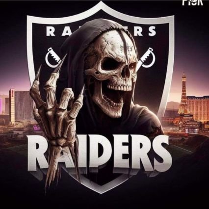 ThaHybrid8340's profile picture. 