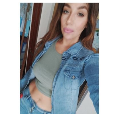 Karydelo_'s profile picture. Que todo lo bueno me siga, me encuentre y se quede conmigo siempre 🌈