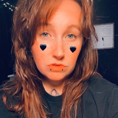 35 yr old Mama from AZ 🍍🍍😈😈 🔞🔞 love tattoos and piercings. love to chat. down to earth. no bad vibes. wifey to @yepnope234