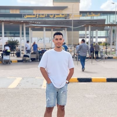 صـــلَيـــــــّــ عــــــــلَيـــــــّــ رًسًــــــــوُلَ آلَلَهِ🤍✨ 
UAE,Dubai🤍🇦🇪