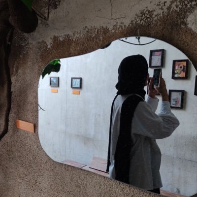 maahgol__'s profile picture. ☁️☁️