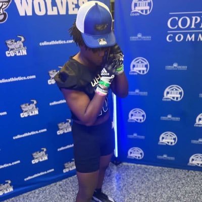 6’0 210Ibs LB - Co-Lin 🐺 ‘23 - 💙wallyeke10@gmail.com