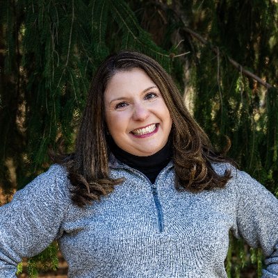 Working mom of 2; crazy wife to Dan; Sports Mom: Hockey, Basketball @arabellasutch, Track, and Soccer! All things Target Financial Products. Views are my own.