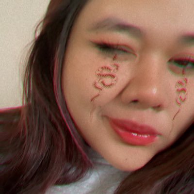 uncrn____'s profile picture. finally, i let him go