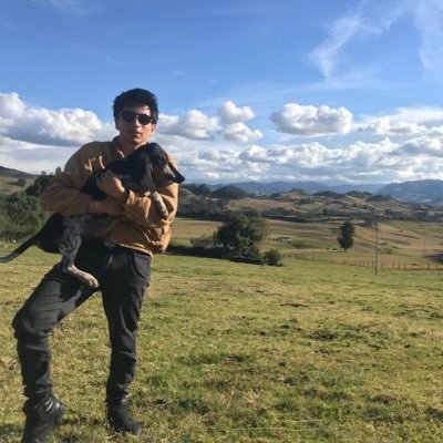 bayomayuzab's profile picture. ⚽💙MFC
☕🍕🎧 
Contador de Historias