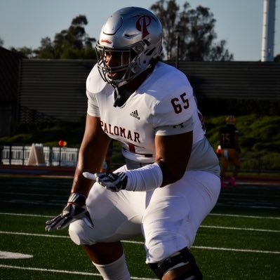 l 6’1 l 3.8 GPA|305lbs l CENTER l PALOMAR COLLEGE l PHONE 7604213229 #77 18YRS OLD VI • IX • MCMLXXIV❤ gseumalo52@gmail.com