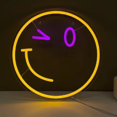 kapsel720's profile picture. No siema