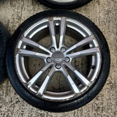 ajehals's profile picture. 