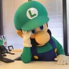 AviUwUnotart's profile picture. she/her