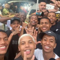 dg (@dgfxp777) 's Twitter Profile