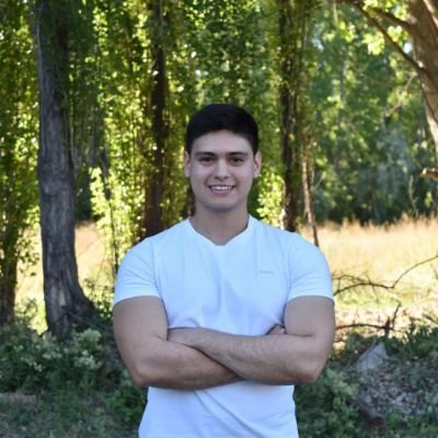 Referente De Juventud LLA (Neuquén, Centenario).
Referente/Coordinador LLA (Neuquén, Centenario).
Público cosas de política generalmente...