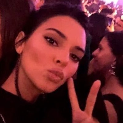 bizzlehabitwl's profile picture. || fan account