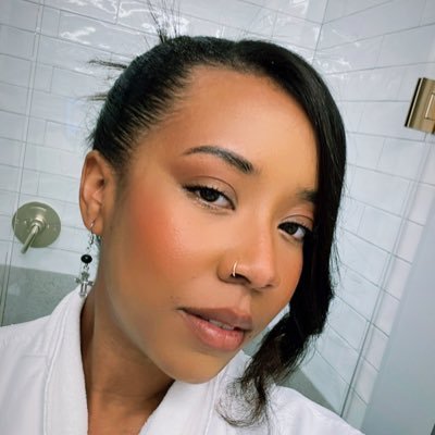 amirakle's profile picture. sweet & spicy