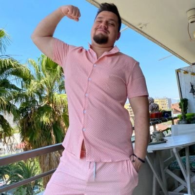 m_hectoor's profile picture. 