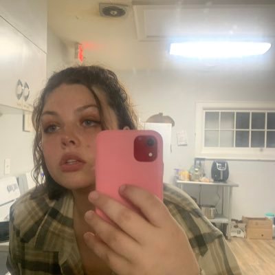 aubreemjean's profile picture. just can’t help it